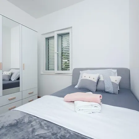 Apartment Luxury Angel